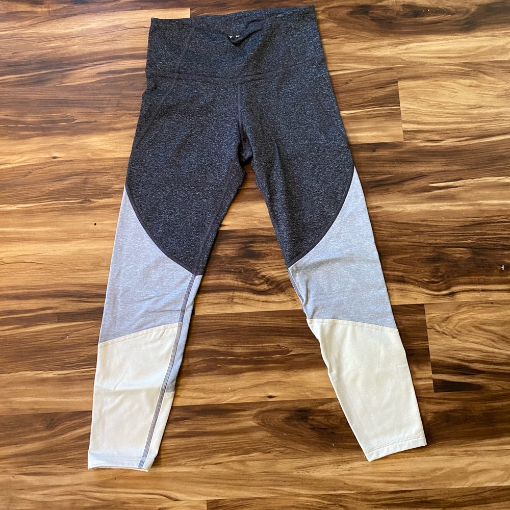 Women’s active Old Navy leggings